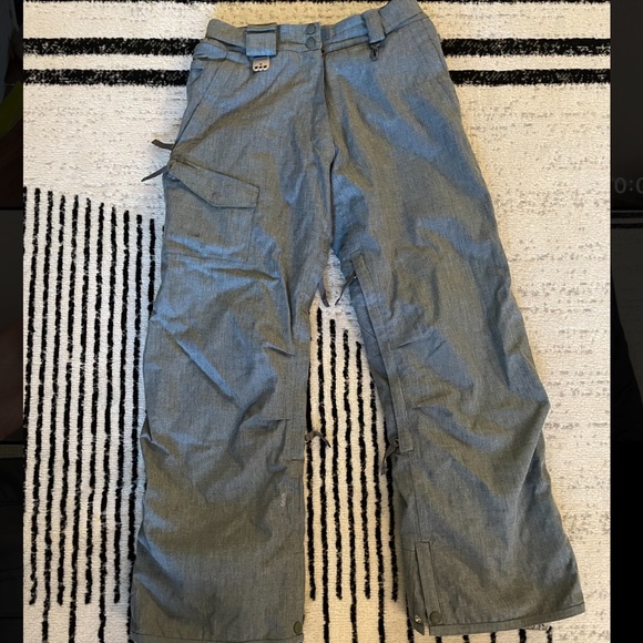 Women’s snowboard/ski pants - Picture 1 of 4